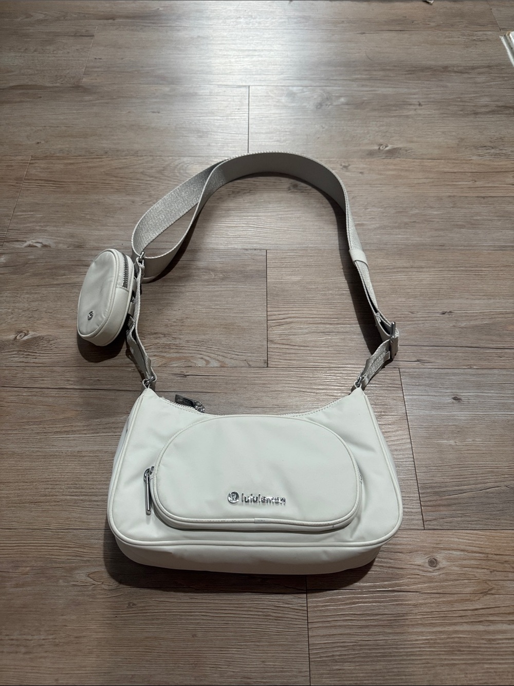 lululemon athletica Off-White Crossbody Messenger Bag